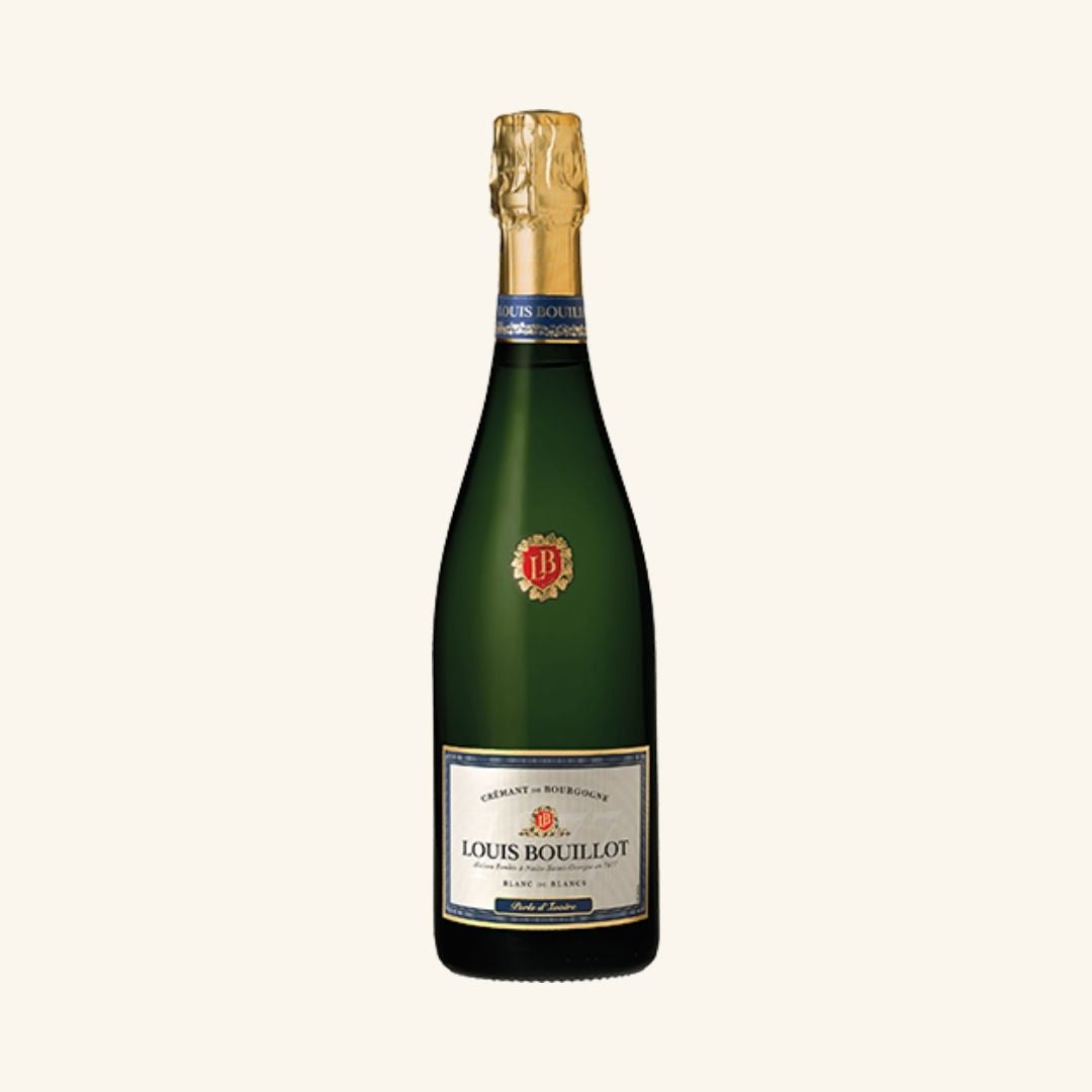 sparkling wine bottle branded louis bouillot with a gold cap, on a white background.