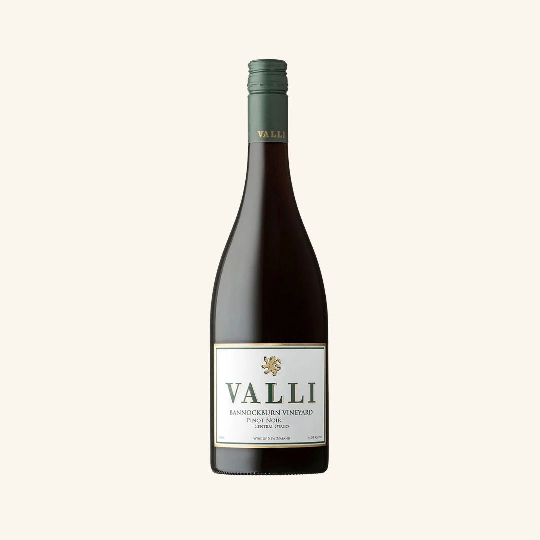 Wine bottle with 'Valli' label on a white background